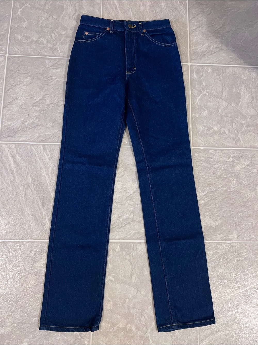 VTG Lee High Waisted Straight Leg Jeans Made in USA Union Tag 29x34 Dark Wash